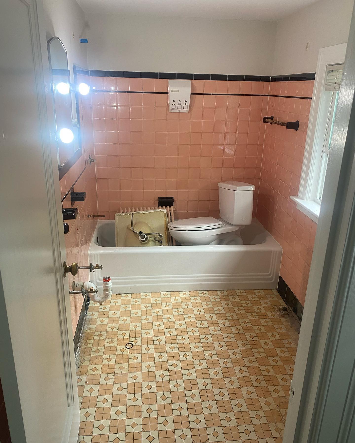 Bathroom makeover ☘️☘️full remodel️️️️